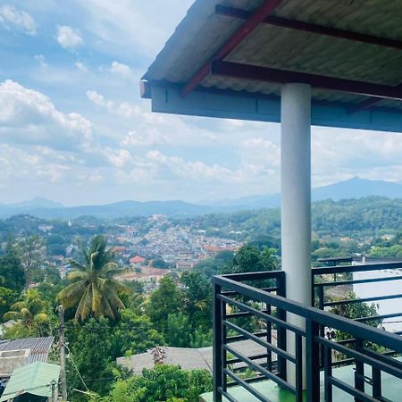 Oneview Chalet 캔디 외부 사진